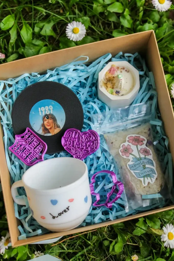 Affordable personalized gift ideas for coworkers and teams.”