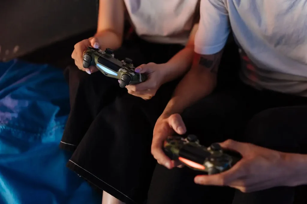 Gamer choosing the best PS5 usernames ideas on screen